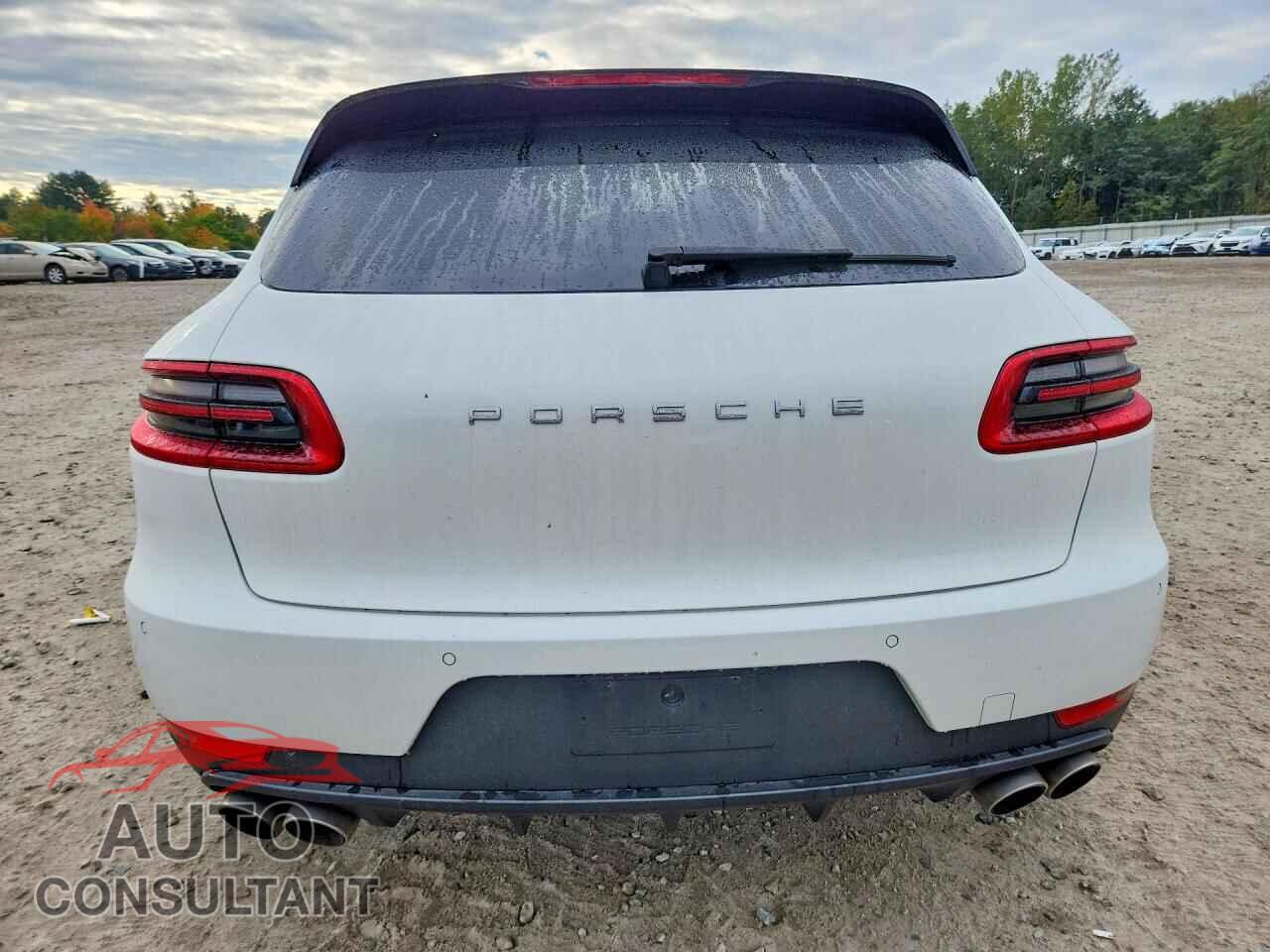 PORSCHE MACAN 2015 - WP1AB2A59FLB67645
