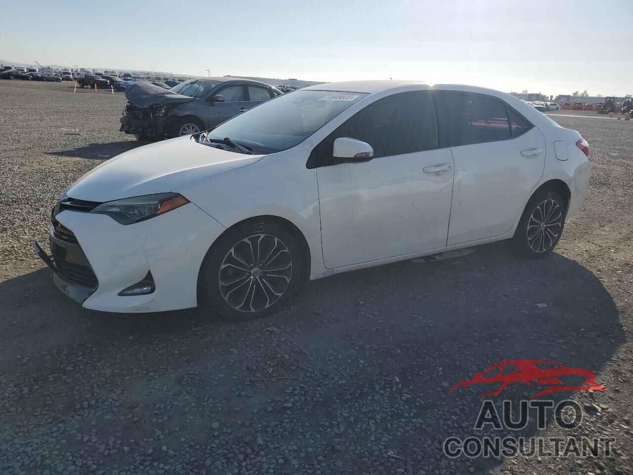 TOYOTA COROLLA 2017 - 5YFBURHE5HP652485