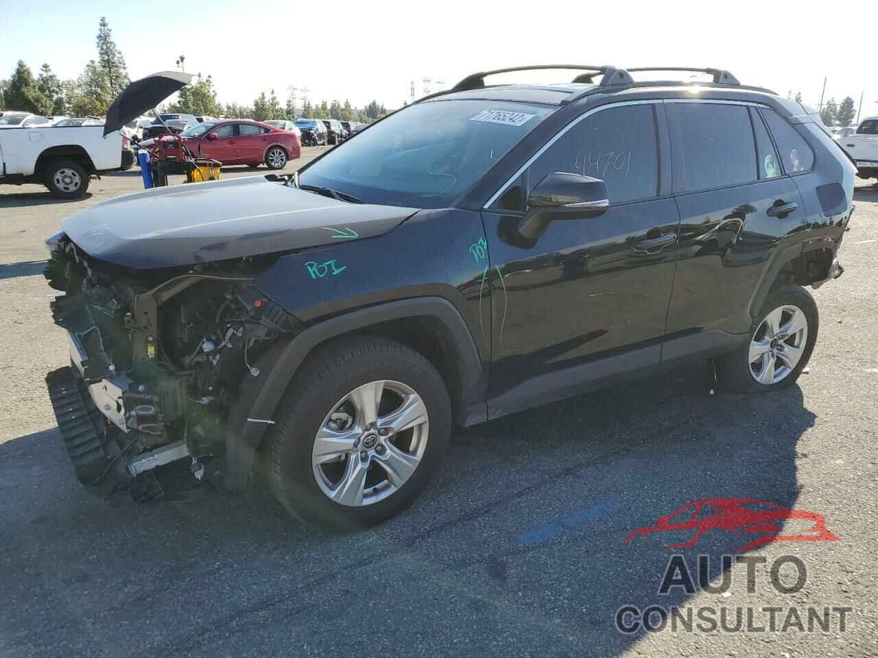 TOYOTA RAV4 2021 - 2T3W1RFV5MC156794
