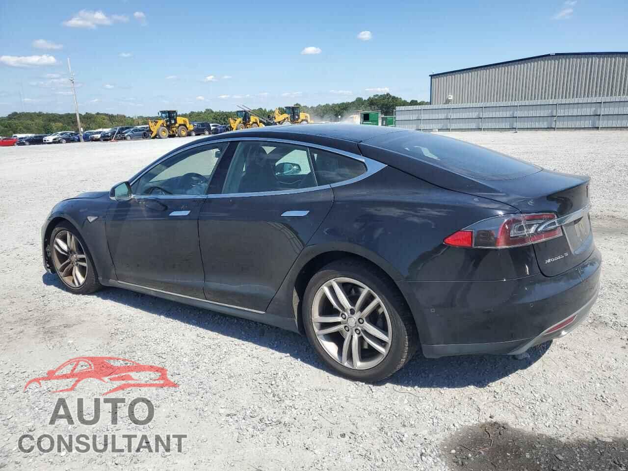 TESLA MODEL S 2015 - 5YJSA1E28FF110990