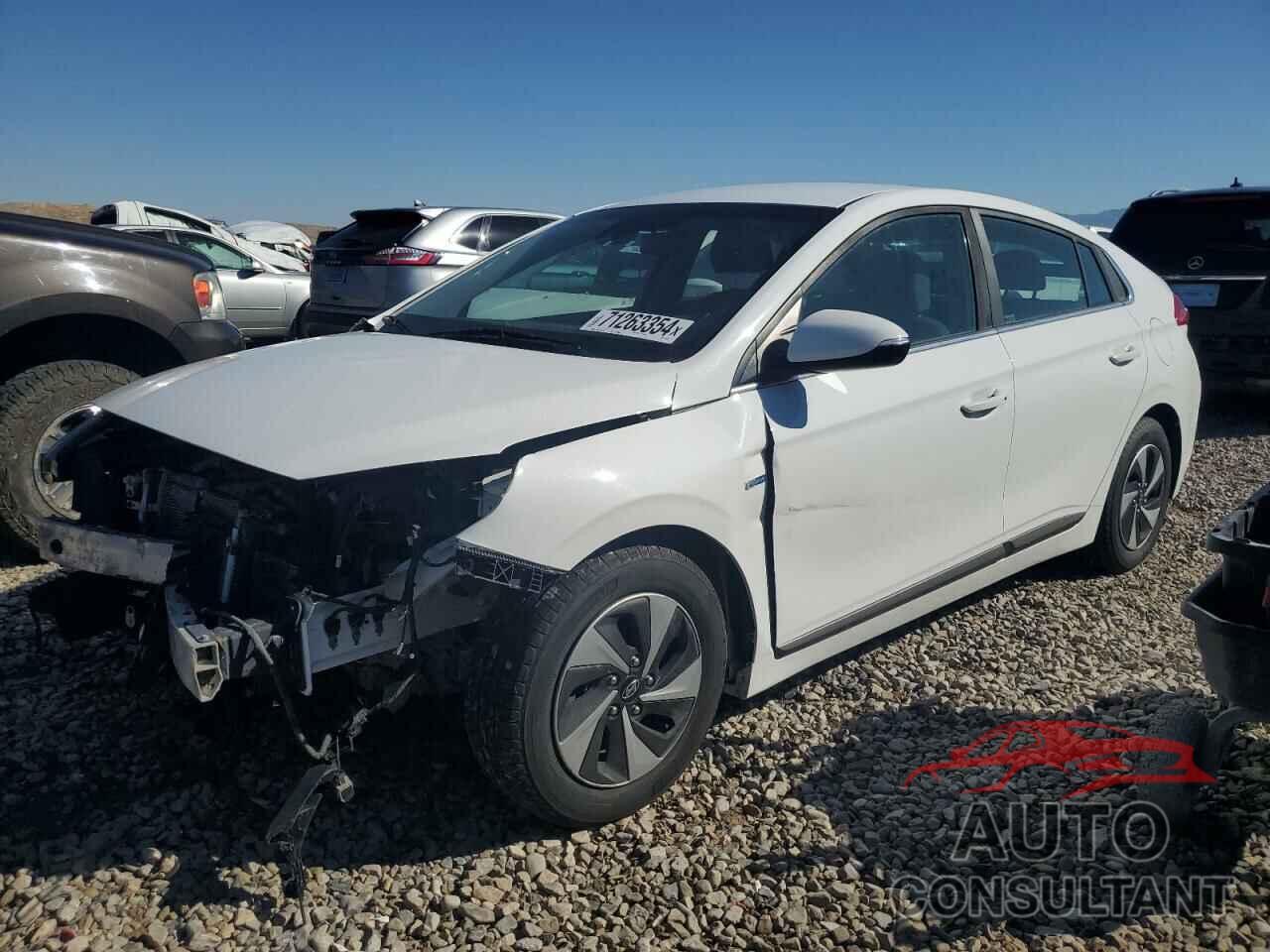 HYUNDAI IONIQ 2018 - KMHC75LC4JU082428