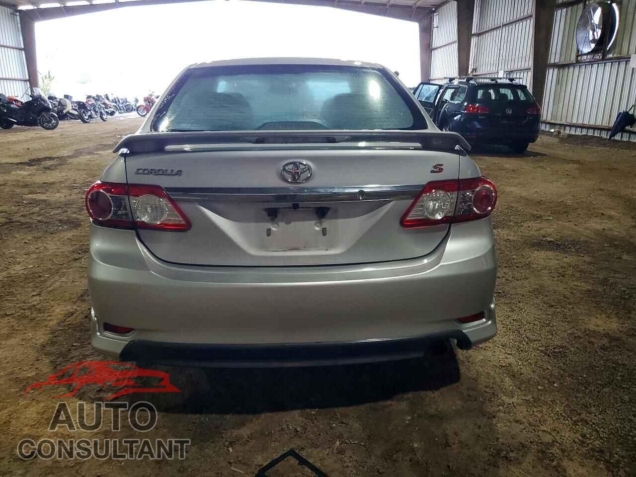 TOYOTA COROLLA 2011 - 2T1BU4EE5BC586972