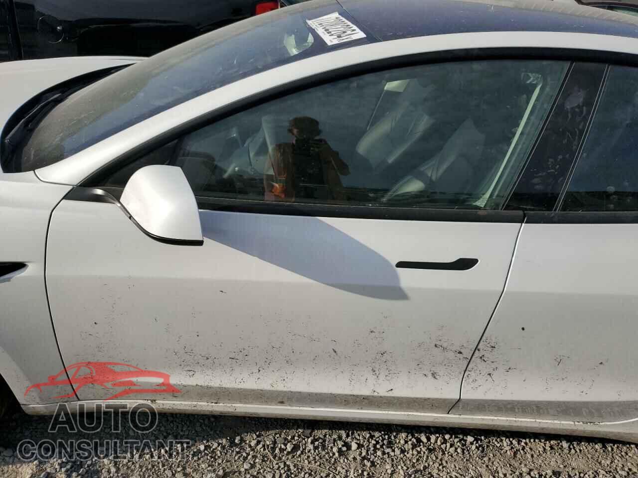 TESLA MODEL 3 2021 - 5YJ3E1EB1MF002247