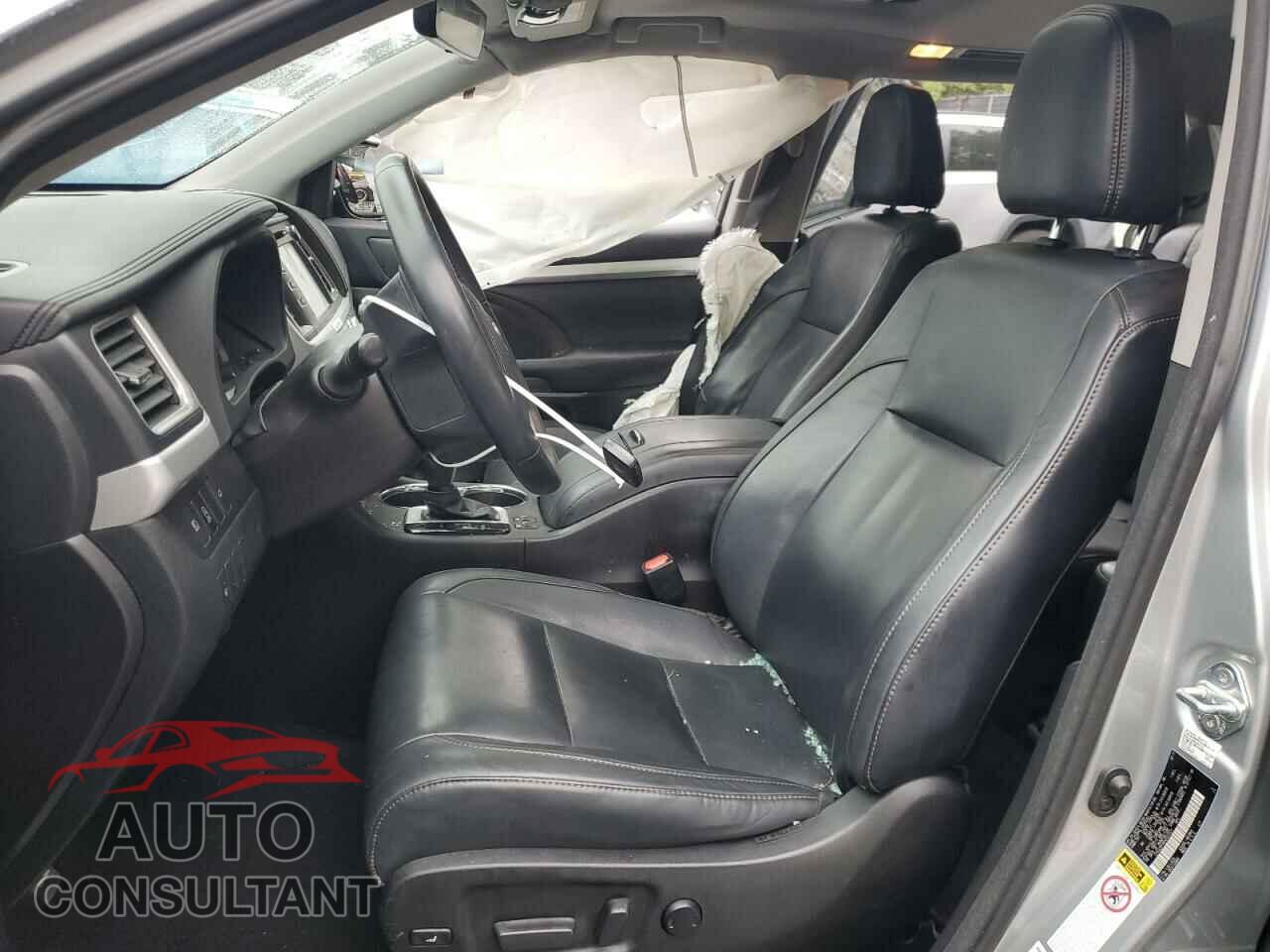 TOYOTA HIGHLANDER 2017 - 5TDJZRFHXHS522221