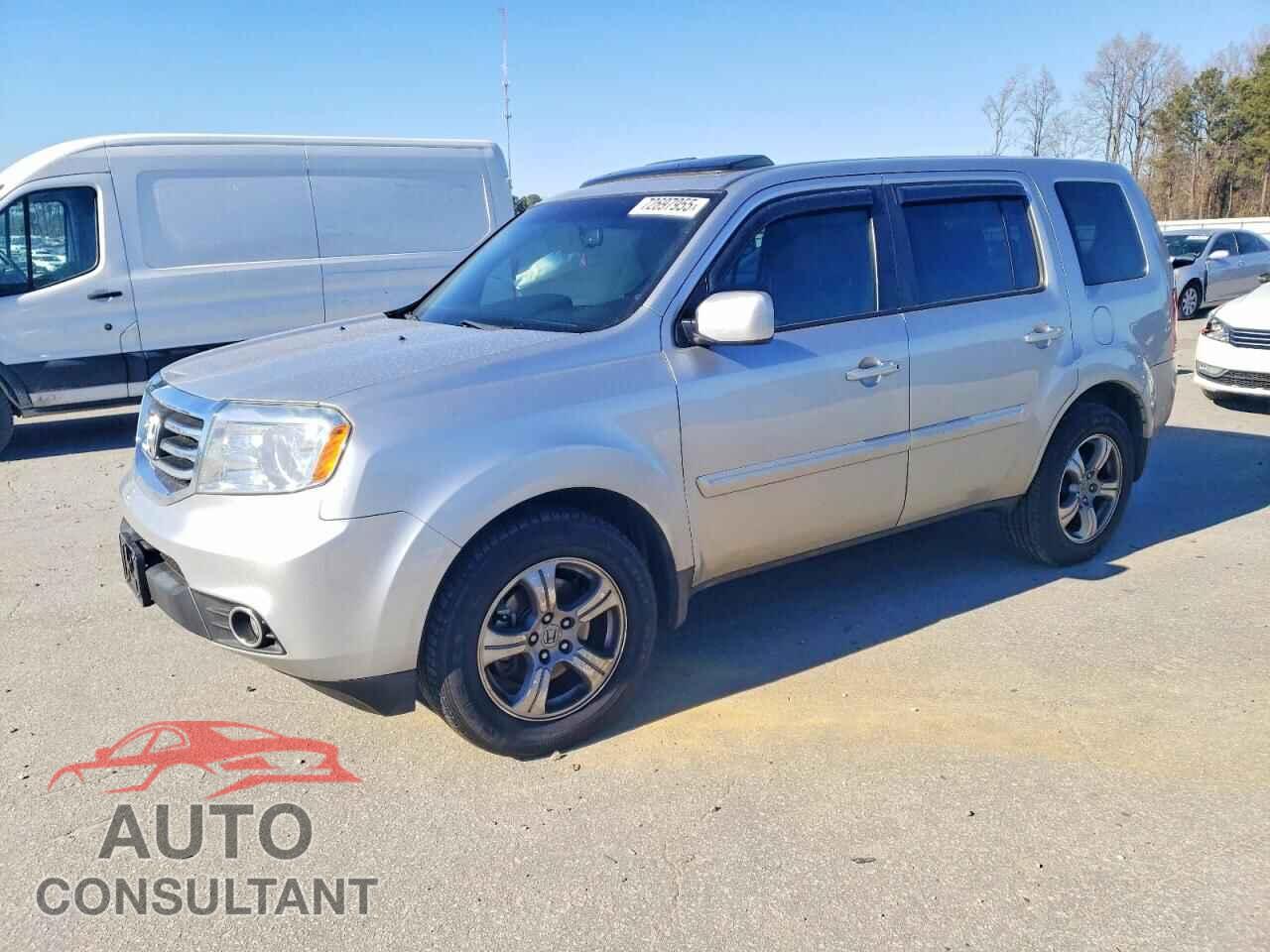 HONDA PILOT 2013 - 5FNYF3H50DB043960