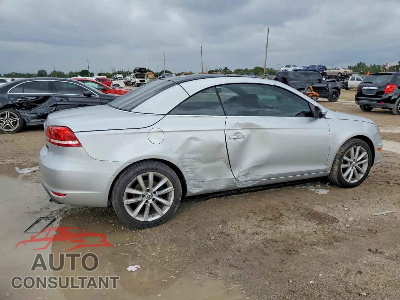 VOLKSWAGEN EOS 2013 - WVWBW8AH7DV005196