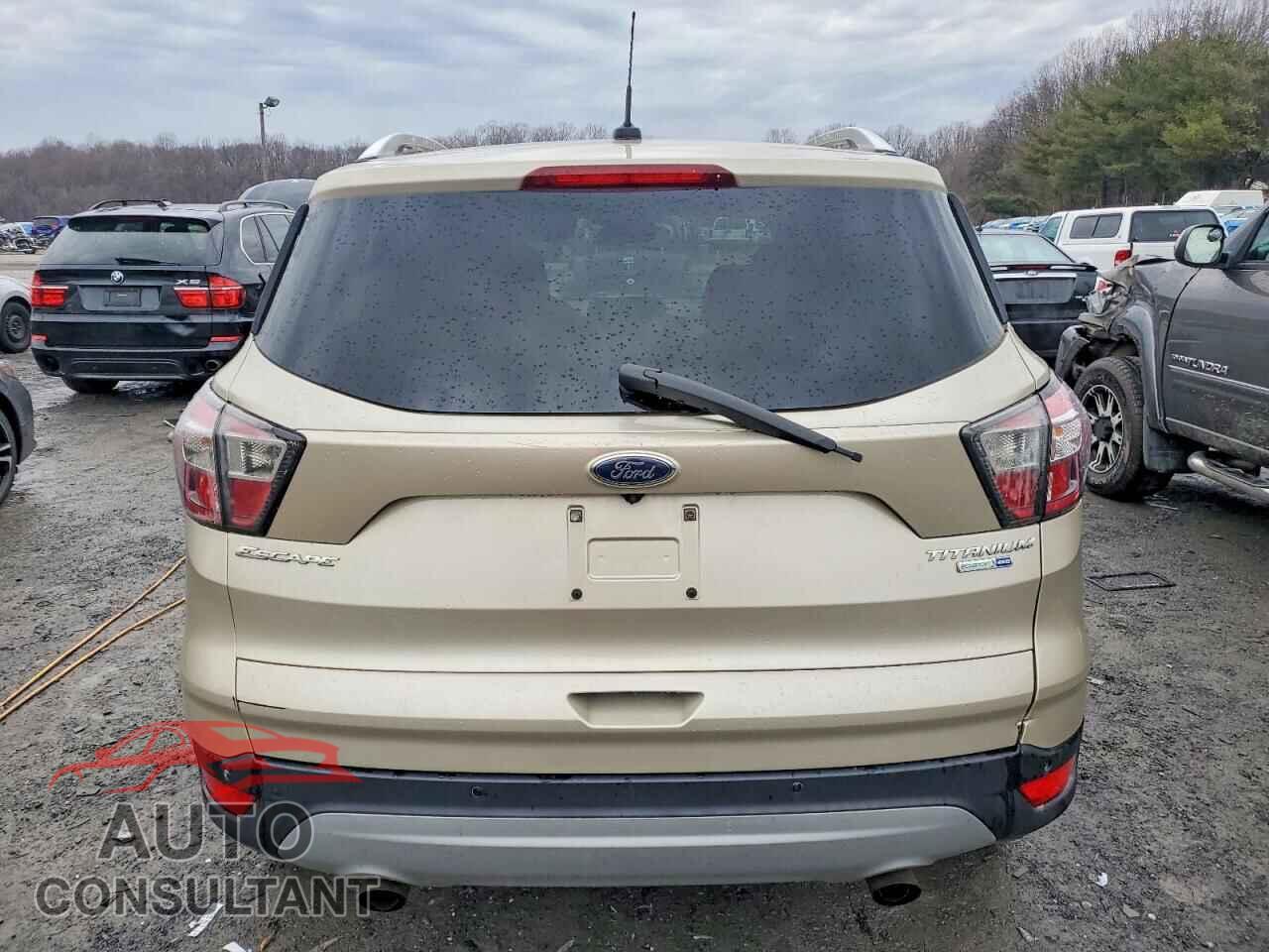 FORD ESCAPE 2017 - 1FMCU9JD9HUB50552