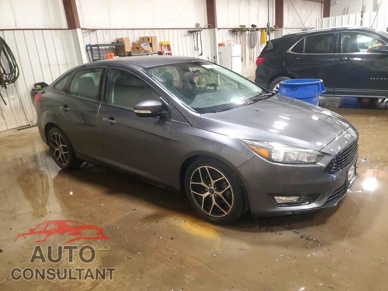 FORD FOCUS 2017 - 1FADP3FE2HL330644