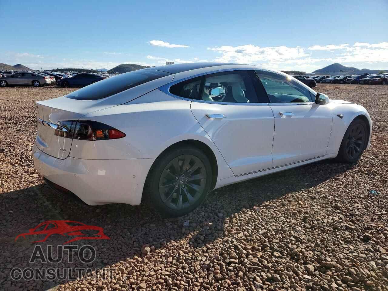 TESLA MODEL S 2018 - 5YJSA1E2XJF282933
