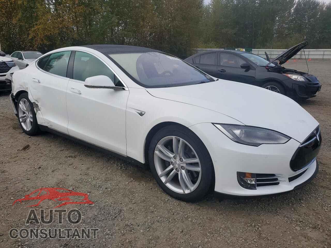 TESLA MODEL S 2015 - 5YJSA1S26FF089691
