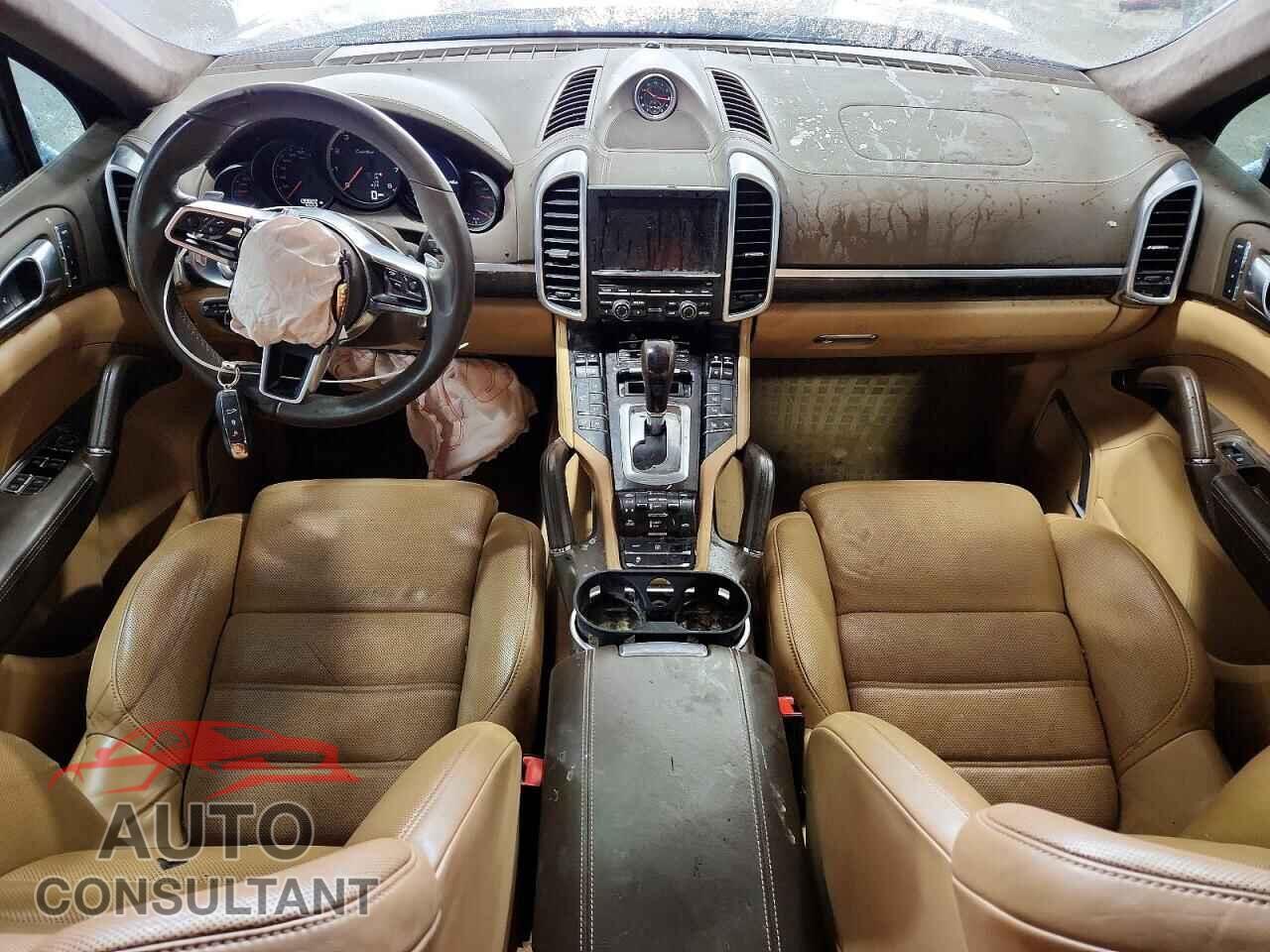 PORSCHE CAYENNE 2015 - WP1AC2A21FLA82947