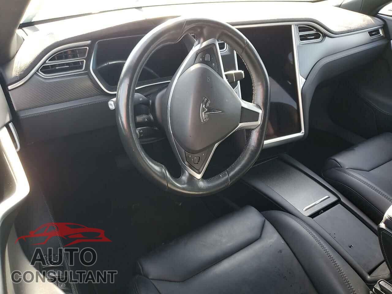TESLA MODEL S 2017 - 5YJSA1E28HF217427