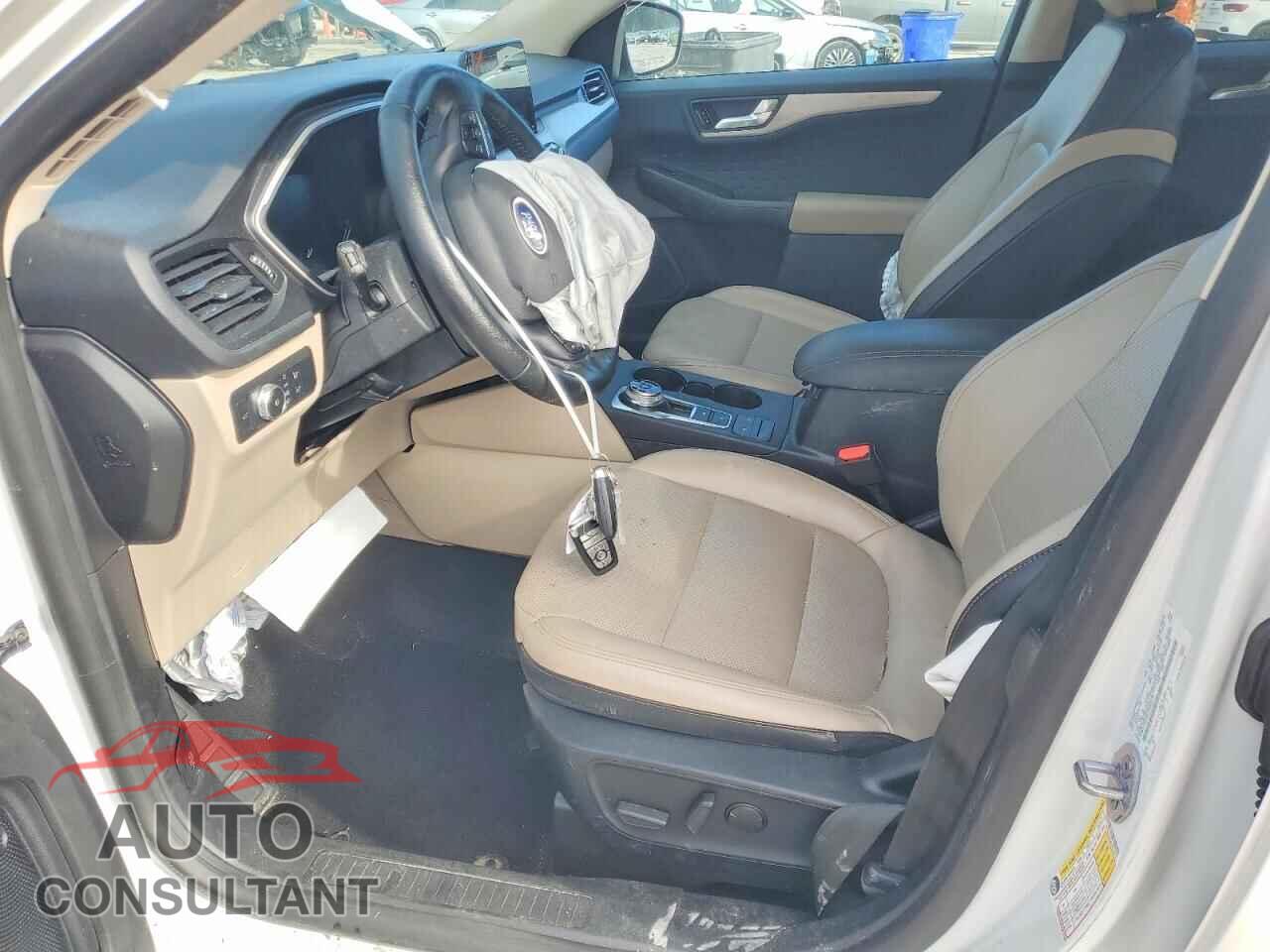 FORD ESCAPE 2020 - 1FMCU0H64LUA69518