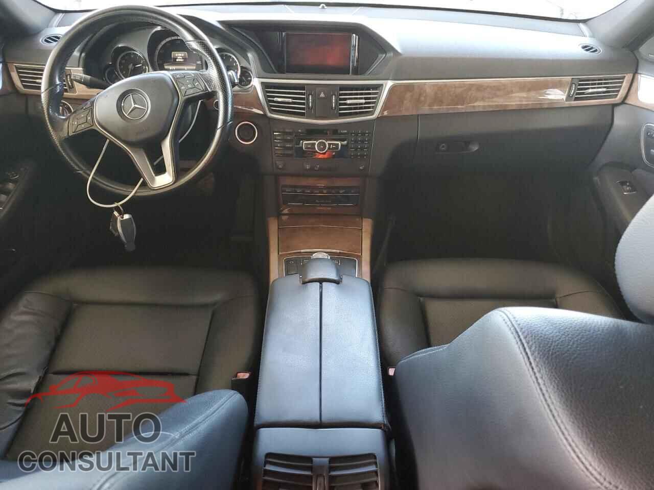 MERCEDES-BENZ E-CLASS 2013 - WDDHF5KBXDA754686