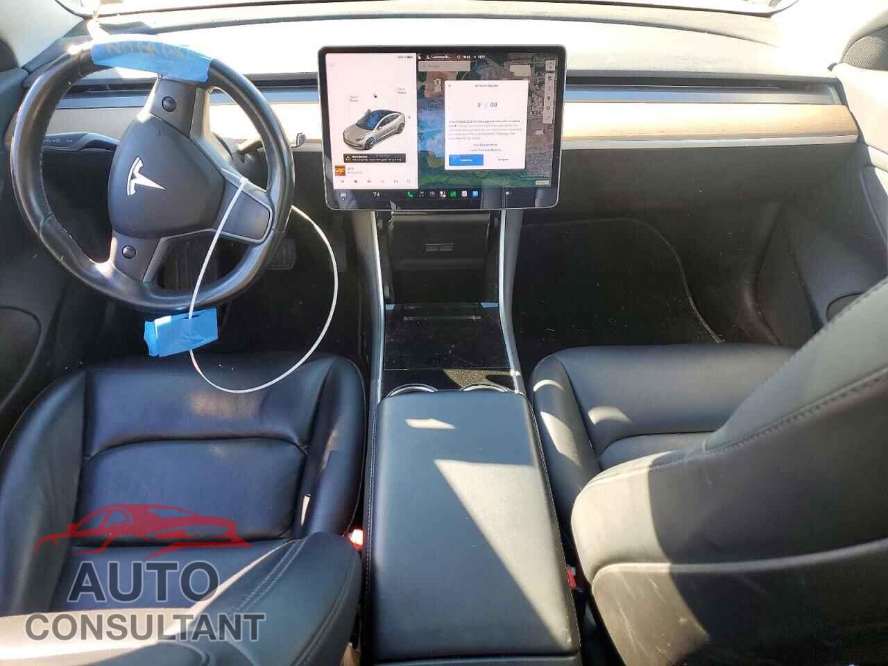 TESLA MODEL 3 2018 - 5YJ3E1EB8JF084893