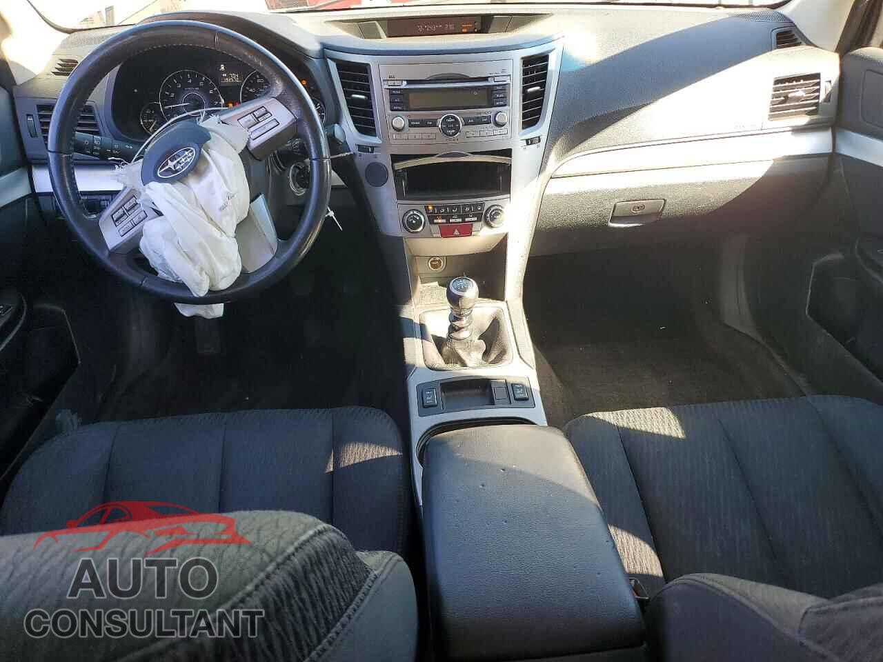 SUBARU OUTBACK 2010 - 4S4BRBGC4A1351155