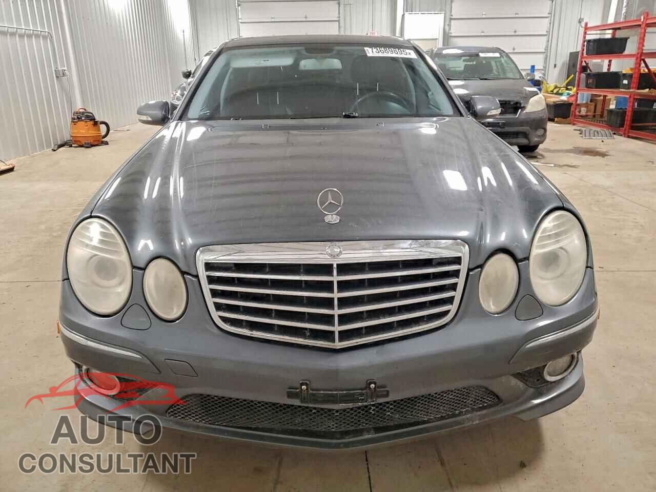MERCEDES-BENZ E-CLASS 2009 - WDBUF87X09B397498