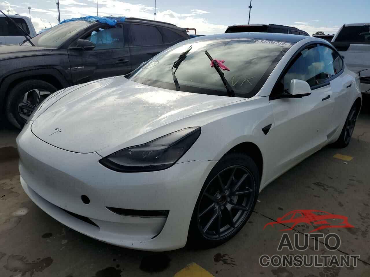 TESLA MODEL S 2021 - 5YJ3E1EB9MF099200