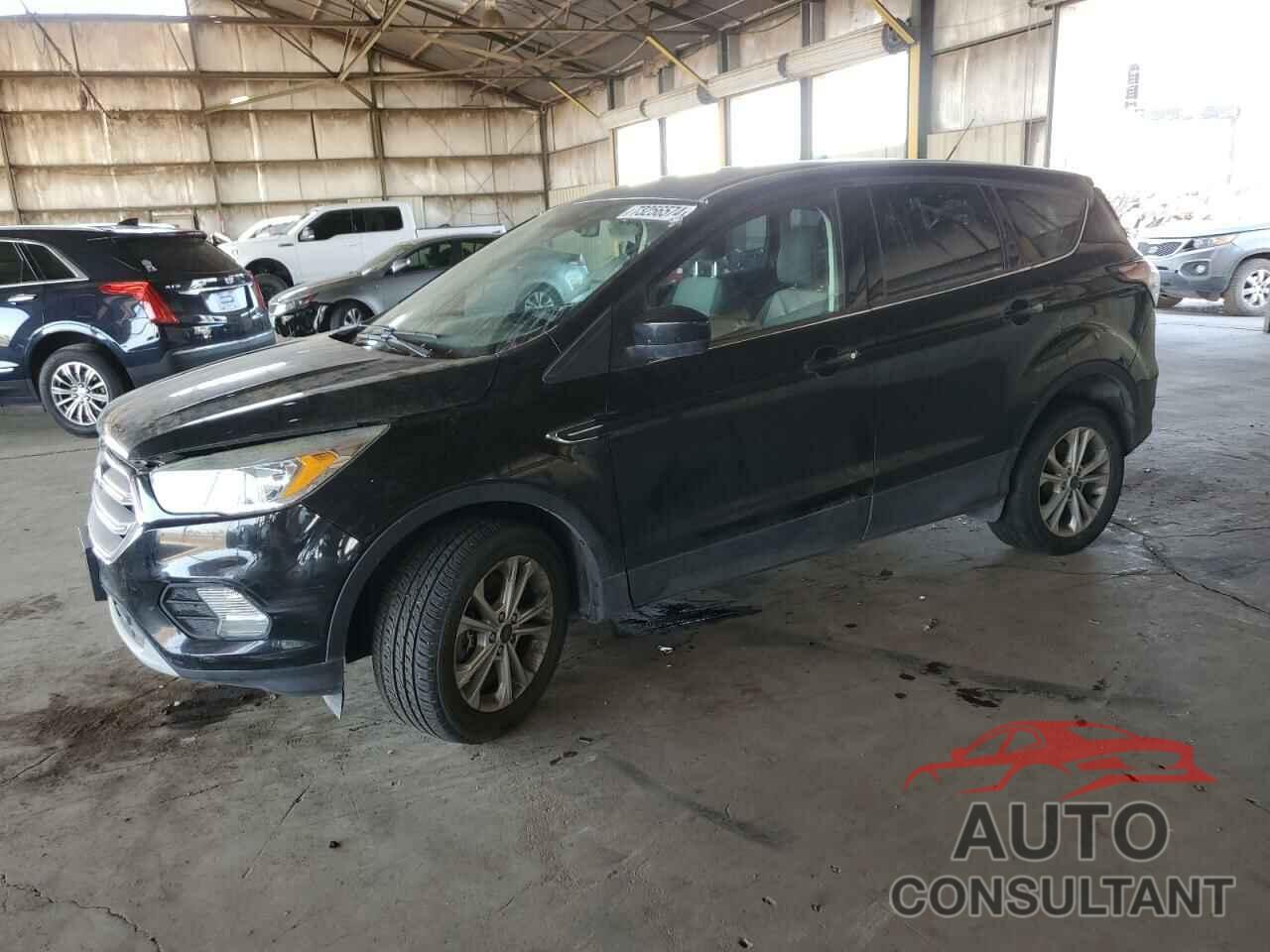 FORD ESCAPE 2017 - 1FMCU9GD4HUD33123