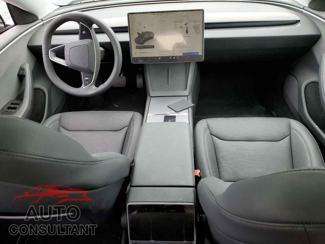 TESLA MODEL 3 2024 - 5YJ3E1EA4RF834504