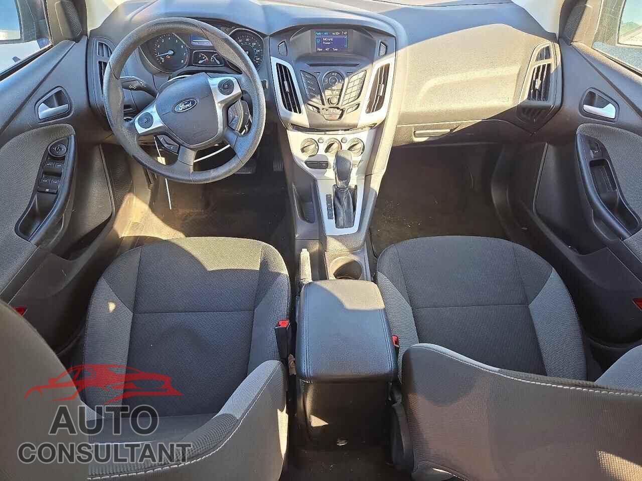 FORD FOCUS 2013 - 1FADP3F29DL374141