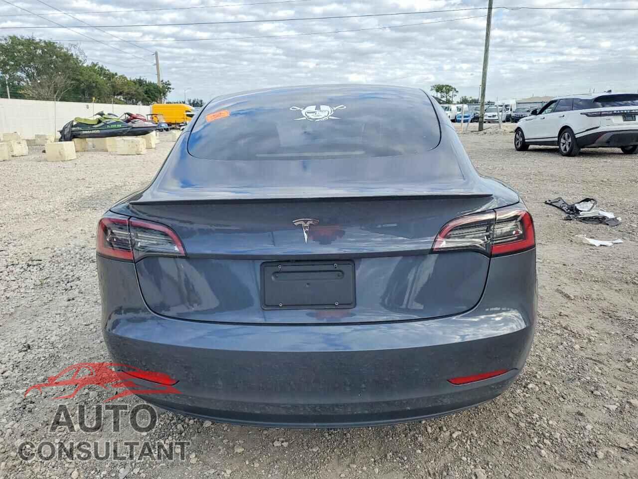 TESLA MODEL 3 2023 - 5YJ3E1EA5PF395746