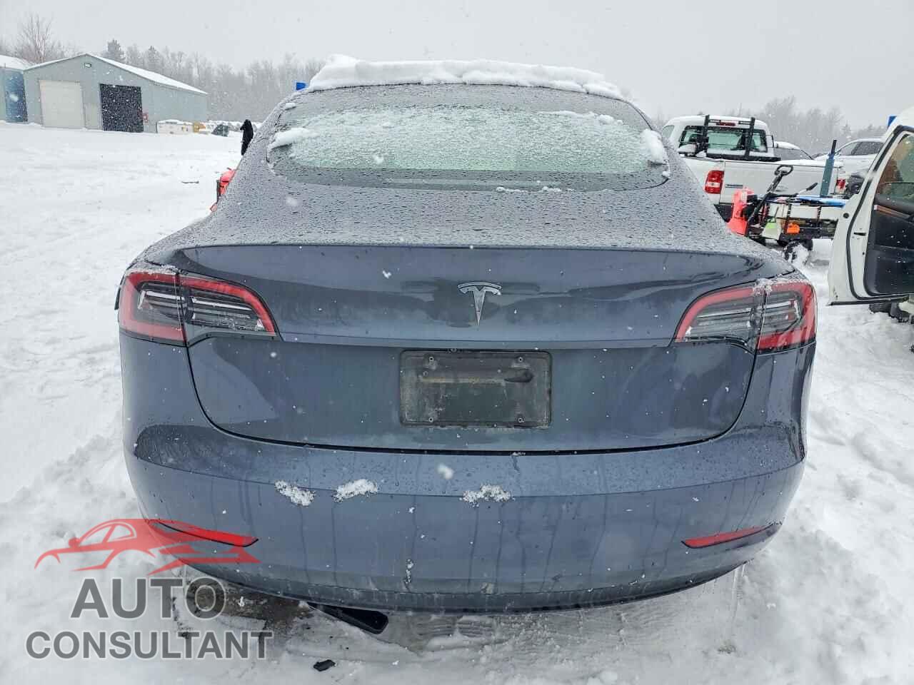 TESLA MODEL 3 2023 - LRW3E1FA0PC933780