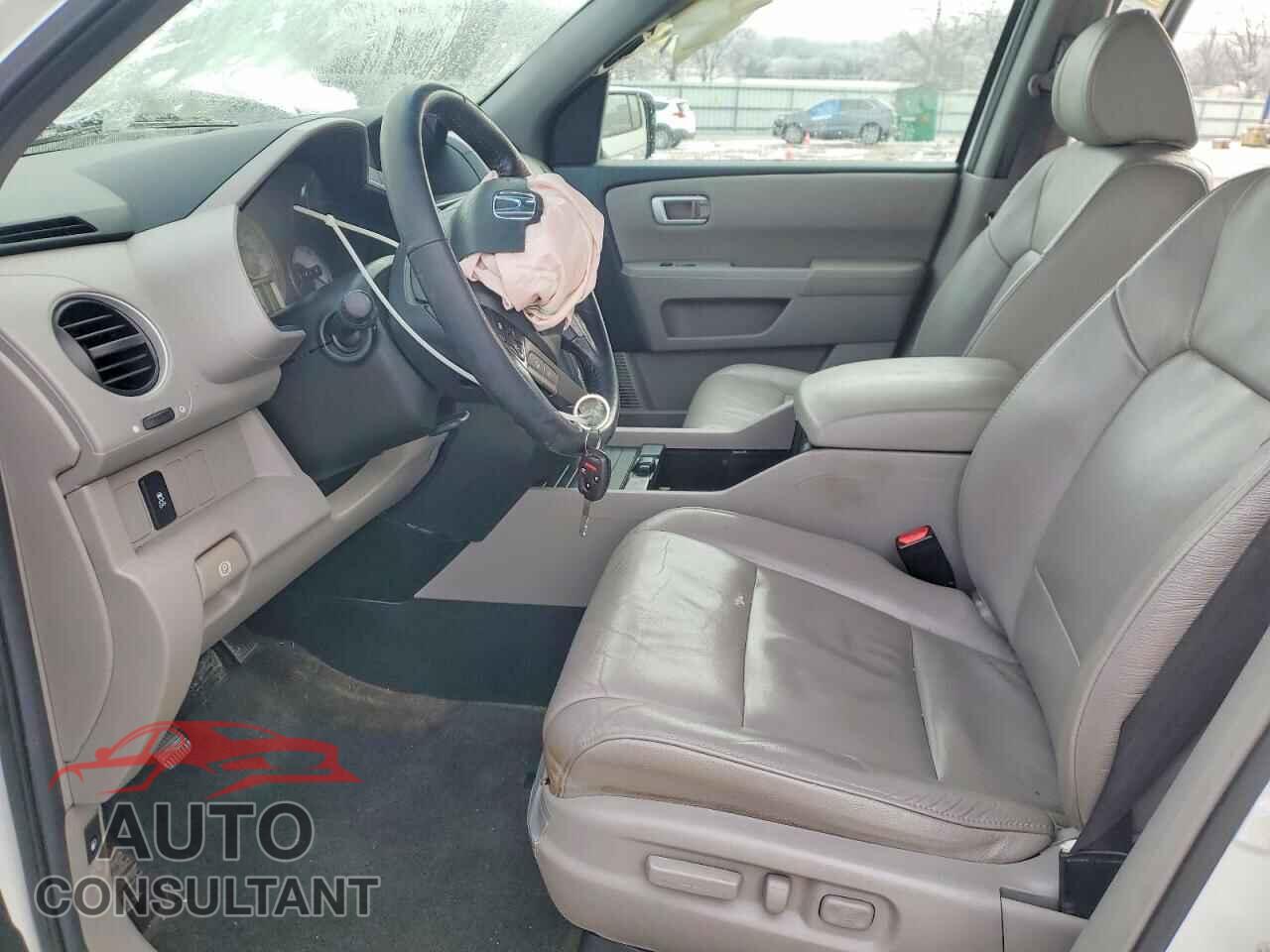 HONDA PILOT 2014 - 5FNYF3H53EB002031