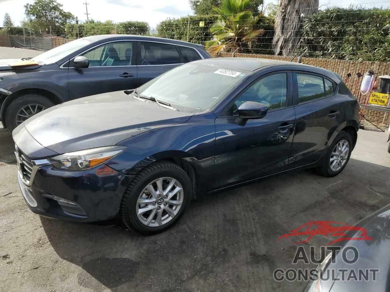 MAZDA 3 2018 - 3MZBN1K73JM204457