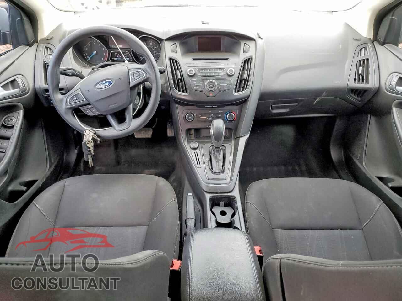 FORD FOCUS 2017 - 1FADP3K22HL314651