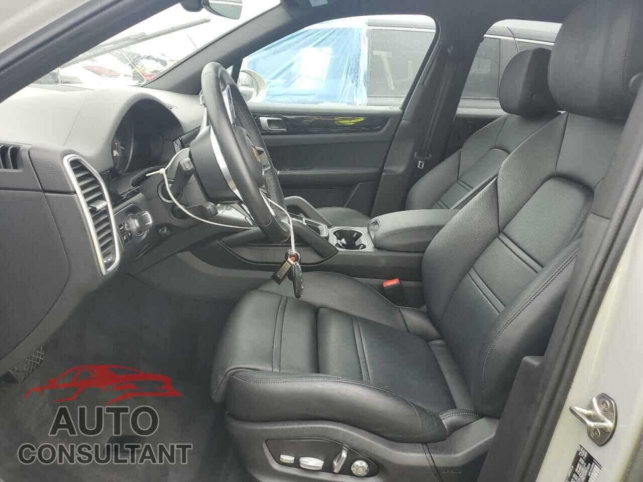 PORSCHE CAYENNE 2021 - WP1AA2AY9MDA08404