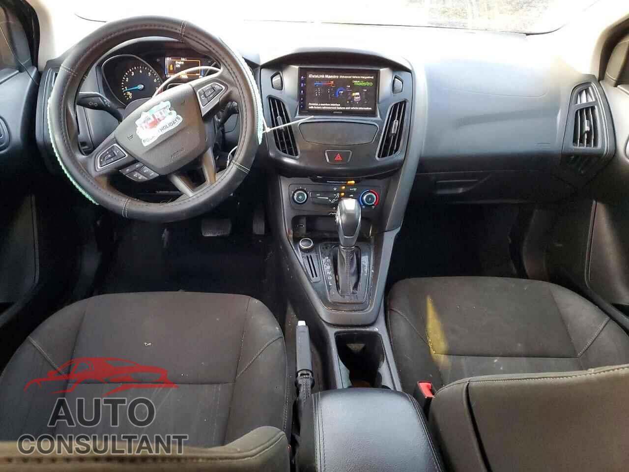 FORD FOCUS 2015 - 1FADP3F29FL246873