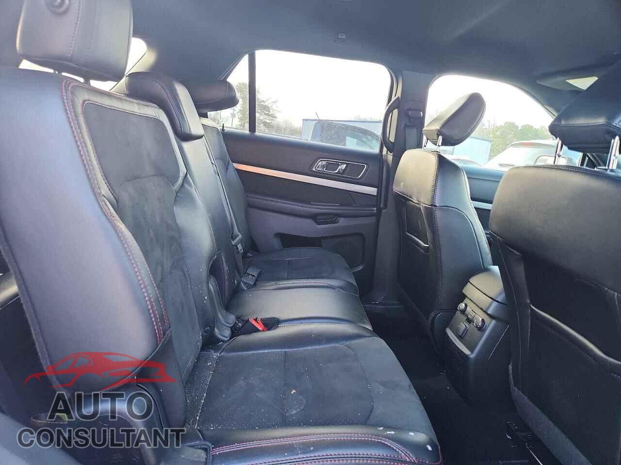 FORD EXPLORER 2018 - 1FM5K8D88JGB50599