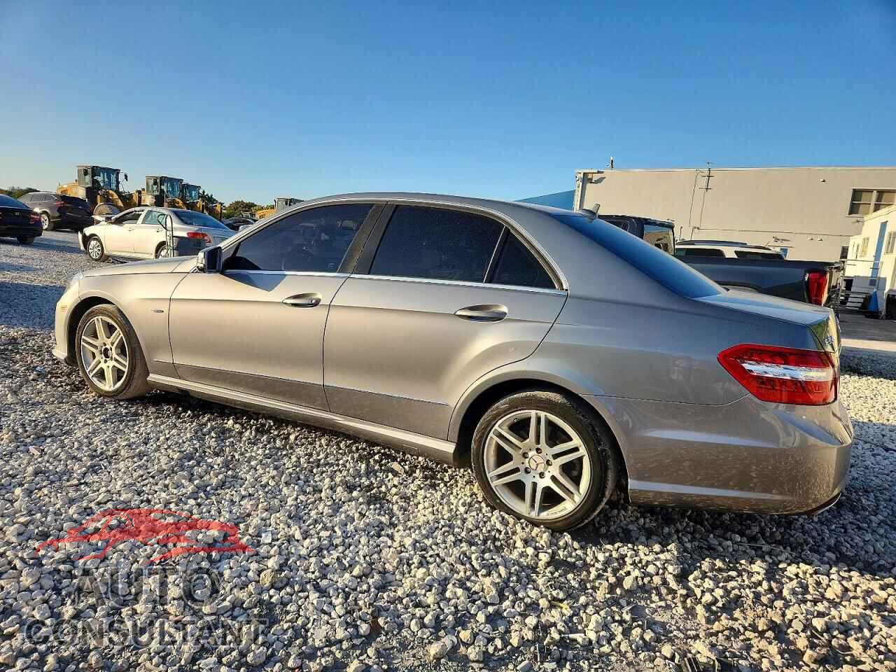 MERCEDES-BENZ E-CLASS 2012 - WDDHF5KB3CA643380