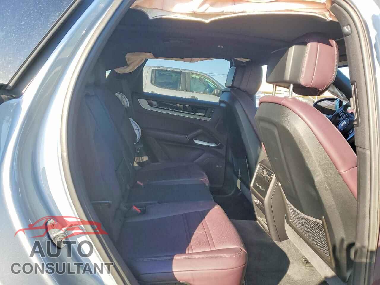 PORSCHE CAYENNE 2025 - WP1AA2AY2SDA01369