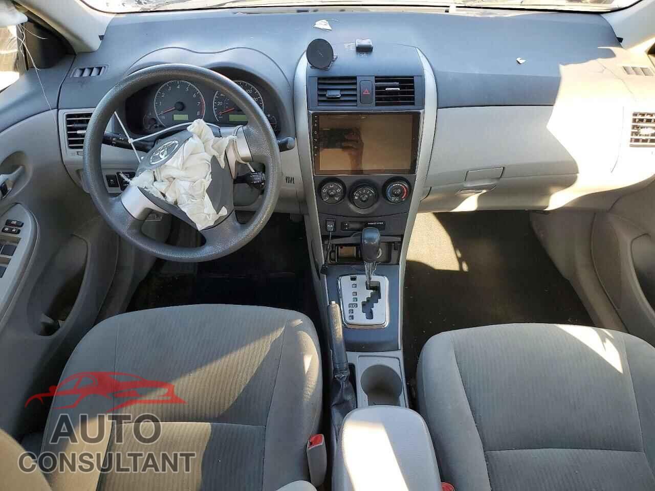 TOYOTA COROLLA 2010 - 2T1BU4EEXAC278744