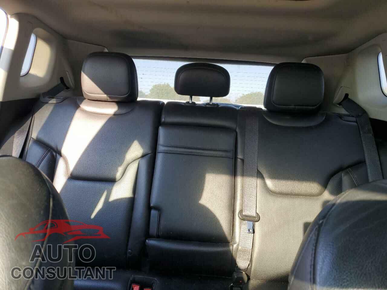 JEEP COMPASS 2017 - 3C4NJDDB7HT640632