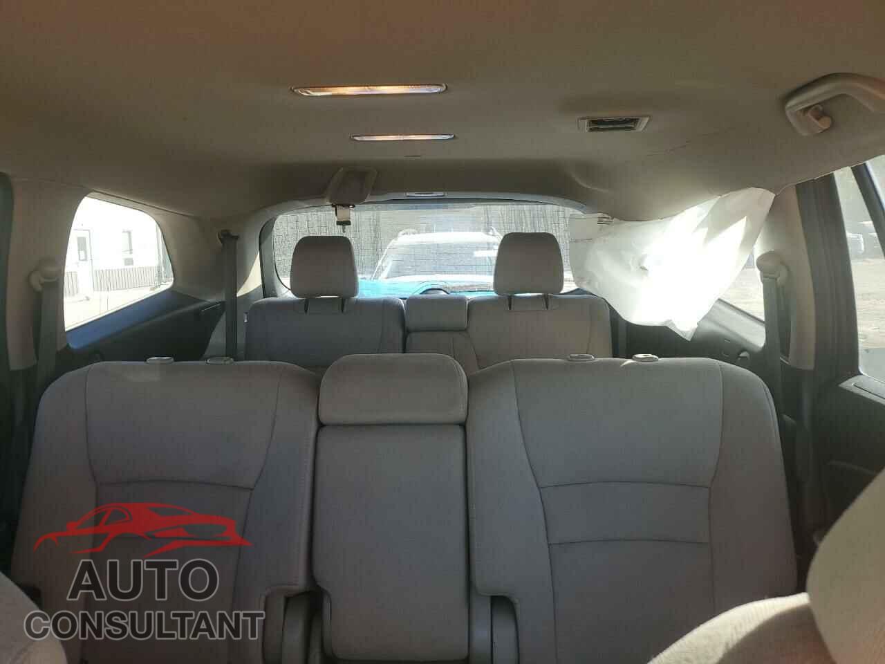 HONDA PILOT 2018 - 5FNYF6H38JB036606