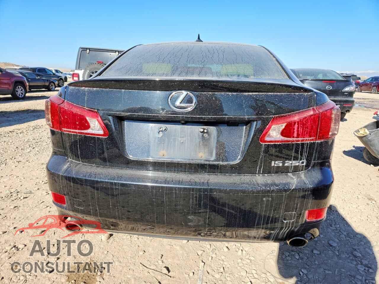 LEXUS IS 2012 - JTHBF5C2XC5157784