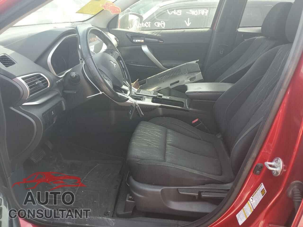 MITSUBISHI ECLIPSE 2018 - JA4AT5AAXJZ055532