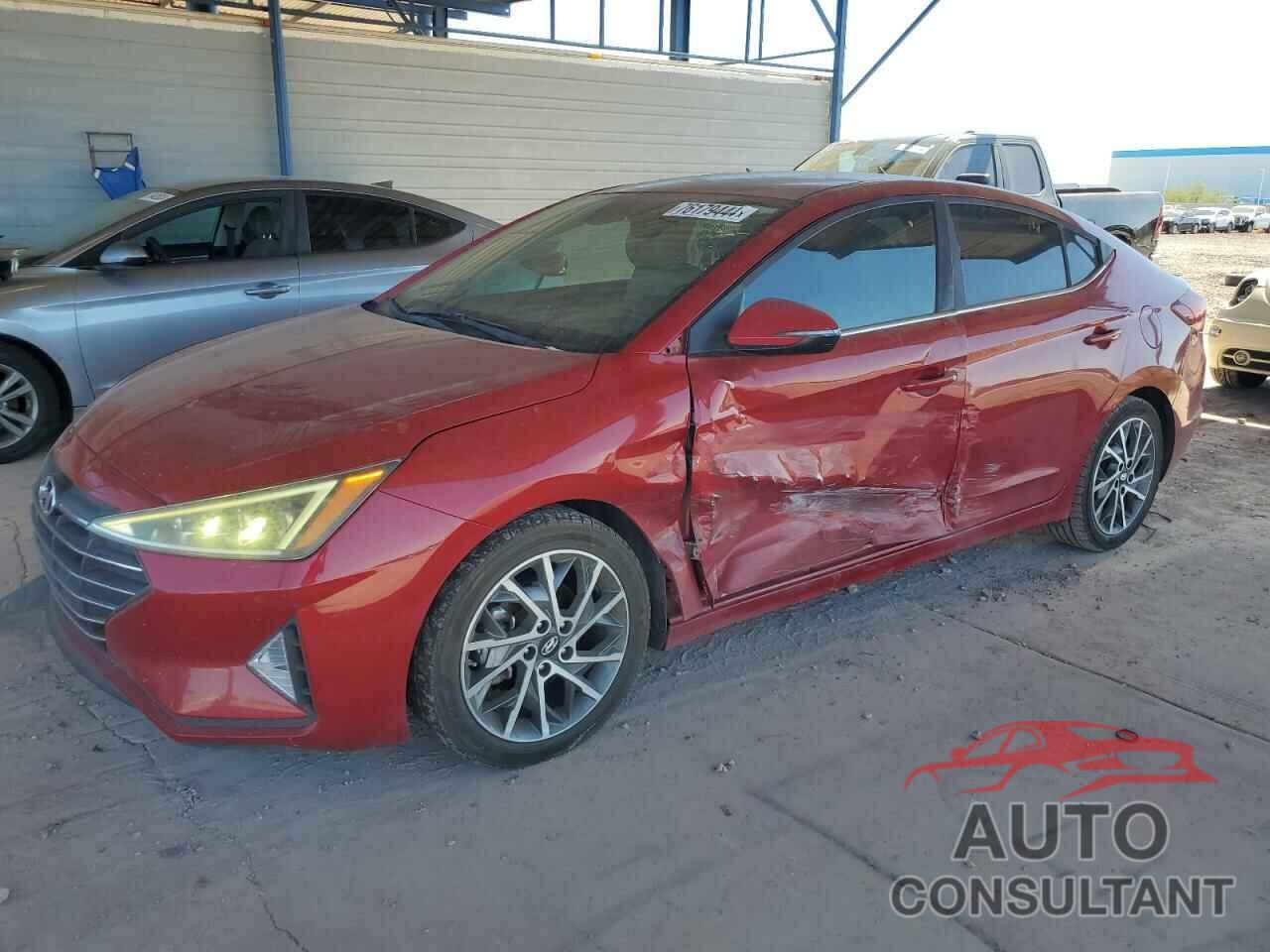 HYUNDAI ELANTRA 2019 - KMHD84LF8KU807522