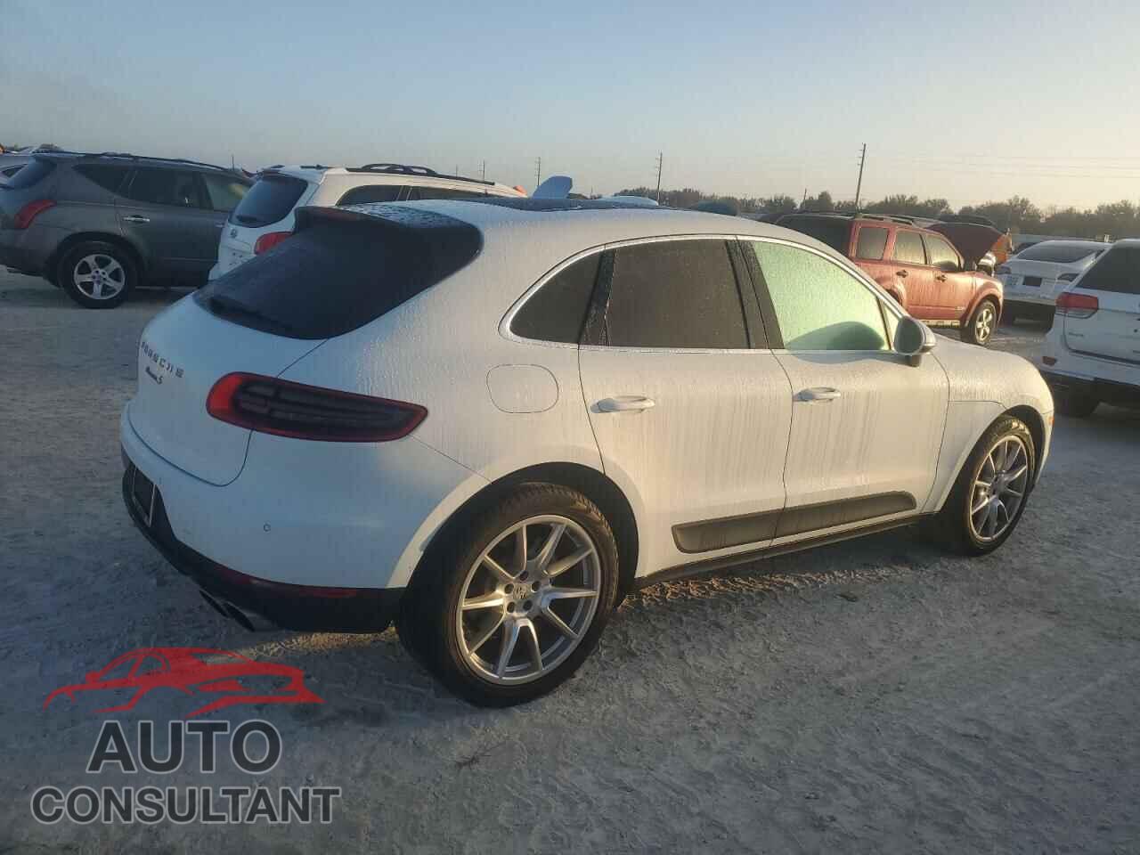 PORSCHE MACAN 2015 - WP1AB2A57FLB42503