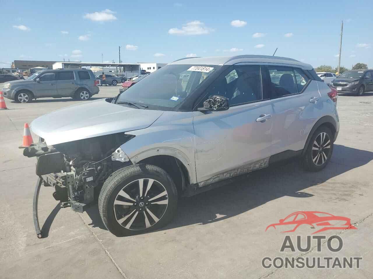 NISSAN KICKS 2019 - 3N1CP5CU1KL550790