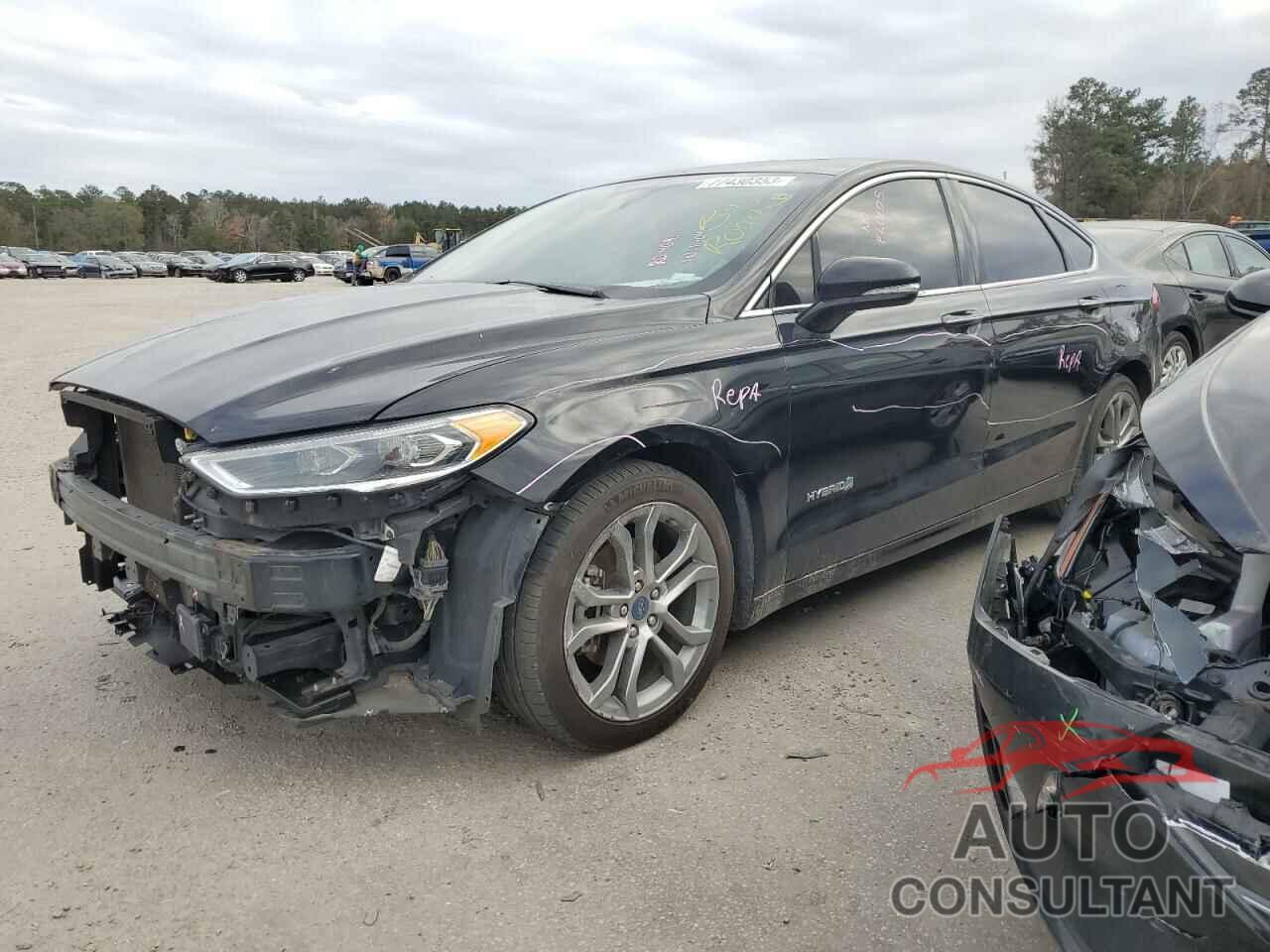 FORD FUSION 2019 - 3FA6P0RU3KR138880