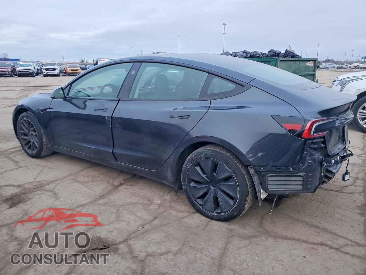 TESLA MODEL 3 2024 - 5YJ3E1EA7RF748507
