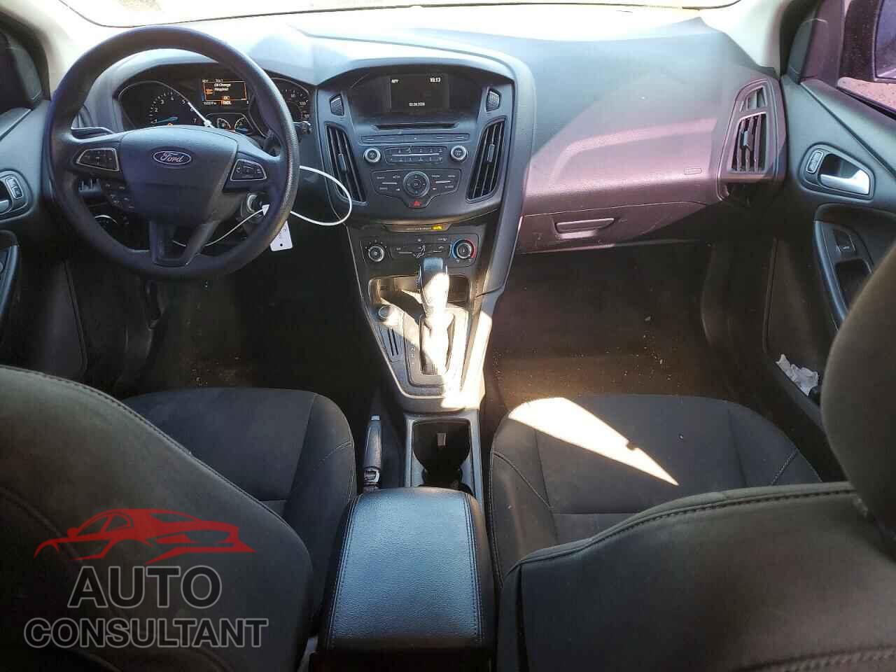 FORD FOCUS 2017 - 1FADP3K24HL324775