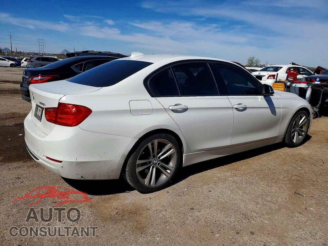 BMW 328 2013 - WBA3C1C55DF444766