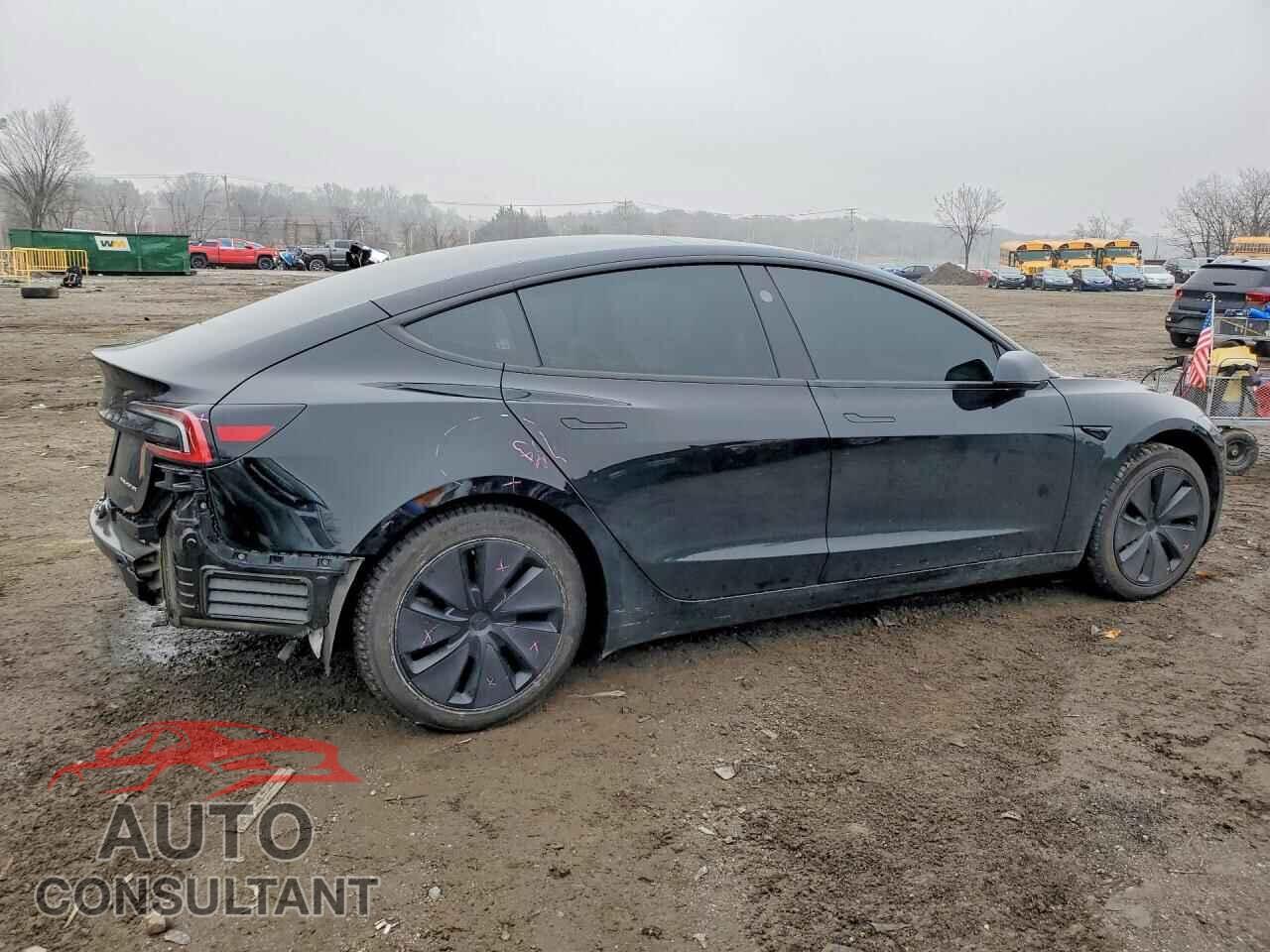 TESLA MODEL 3 2025 - 5YJ3E1EB8SF923314