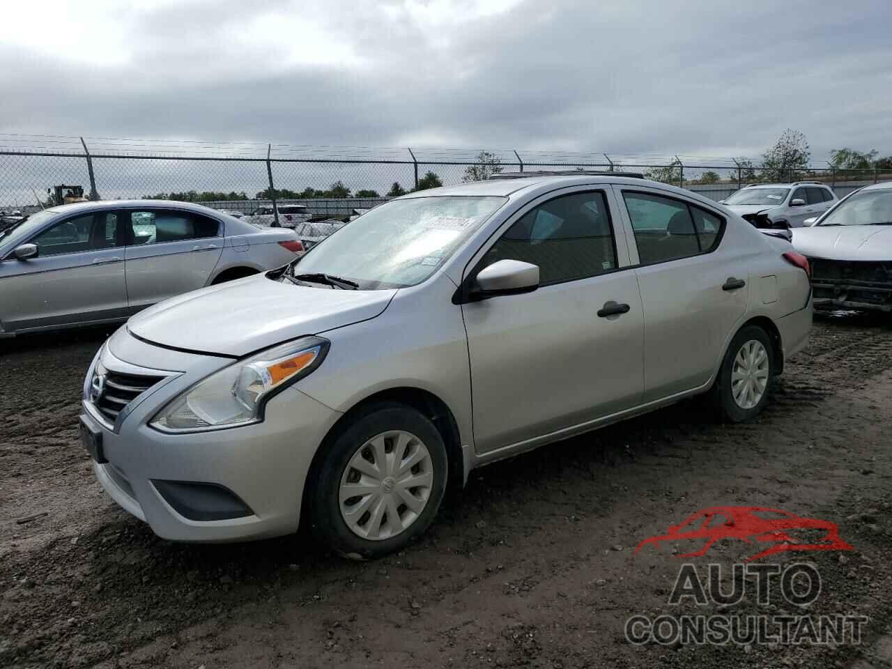 NISSAN VERSA 2017 - 3N1CN7AP8HL897928