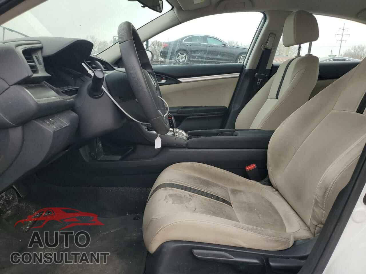 HONDA CIVIC 2019 - 2HGFC2F67KH545606